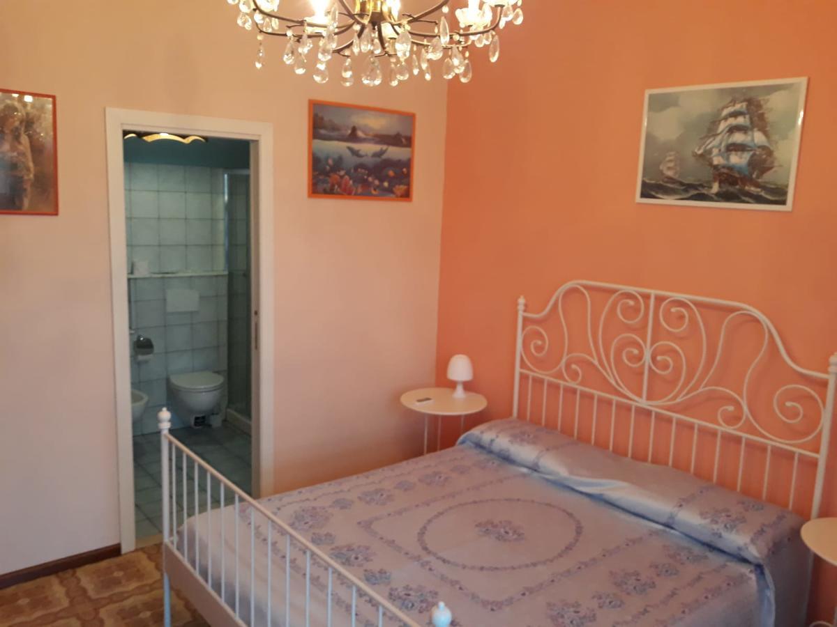 Stella Marina Bed & Breakfast จีอาร์ดีนี นักซอส ภายนอก รูปภาพ